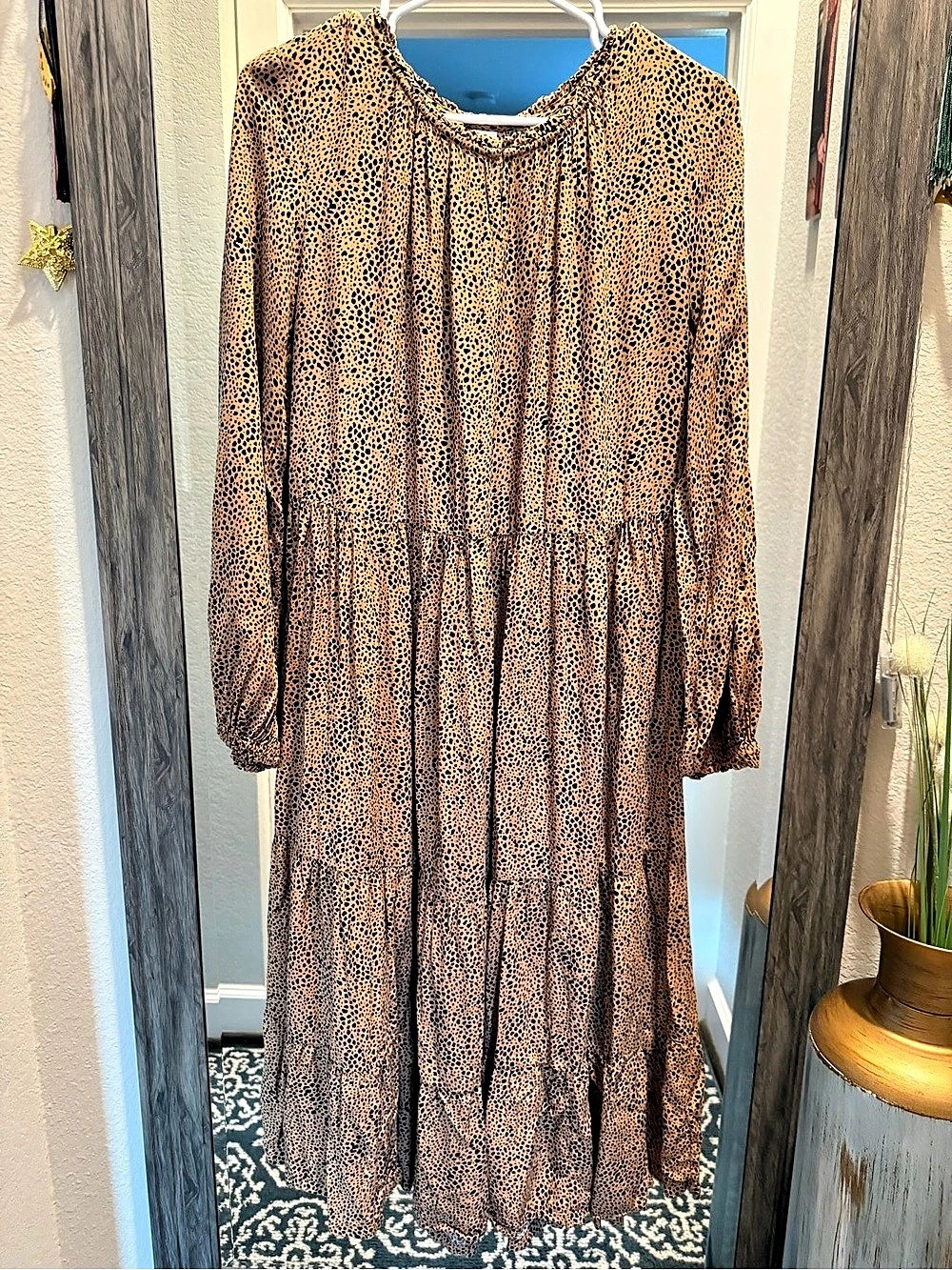 Old Navy Leopard Print Tiered Midi Dress Tan Black Long Sleeve L